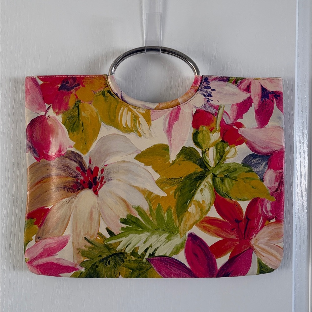 Maurizio Taiuti genuine leather floral clutch with metal ring handles
